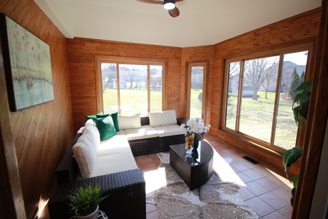 Tiny photo for 17342 Cambridge Place, Tinley Park, IL 60487 (MLS # 12596364)