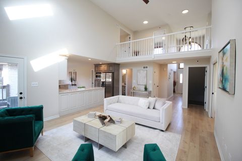 Tiny photo for 17342 Cambridge Place, Tinley Park, IL 60487 (MLS # 12596364)