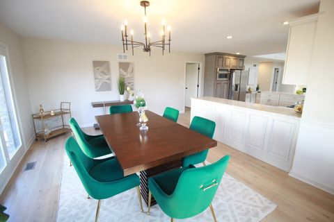 Tiny photo for 17342 Cambridge Place, Tinley Park, IL 60487 (MLS # 12596364)