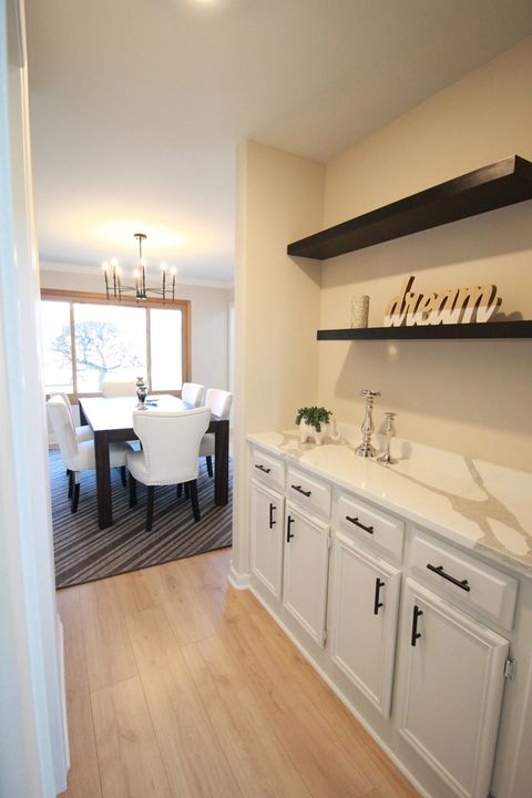 Tiny photo for 17342 Cambridge Place, Tinley Park, IL 60487 (MLS # 12596364)