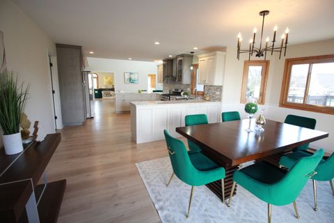 Tiny photo for 17342 Cambridge Place, Tinley Park, IL 60487 (MLS # 12596364)