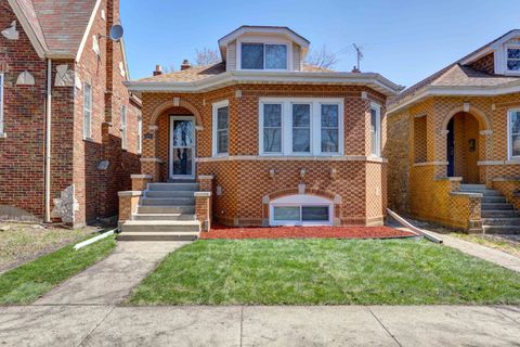 5639 N Moody Avenue Chicago IL 60646