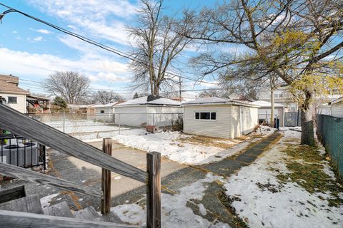 Tiny photo for 9327 S Elizabeth Street, Chicago, IL 60620 (MLS # 12533902)