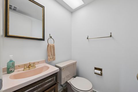 Tiny photo for 1041 Arbor Lane, Glenview, IL 60025 (MLS # 12583127)