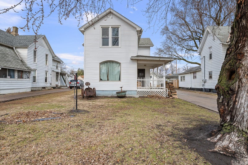 318 2nd Avenue S