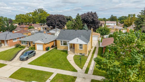 Tiny photo for 1635 Downing Avenue, Westchester, IL 60154 (MLS # 12793010)