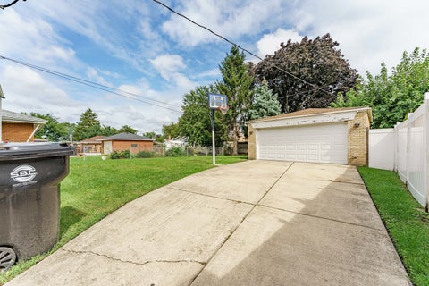 Tiny photo for 1635 Downing Avenue, Westchester, IL 60154 (MLS # 12793010)