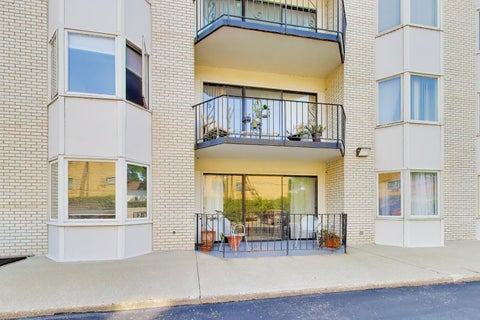 Tiny photo for 235 Ridge Road #1F, Wilmette, IL 60091 (MLS # 12711158)