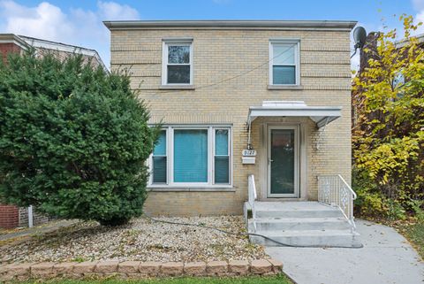 Photo of 9127 S Essex Avenue, Chicago, IL 60617 (MLS # 12543652)