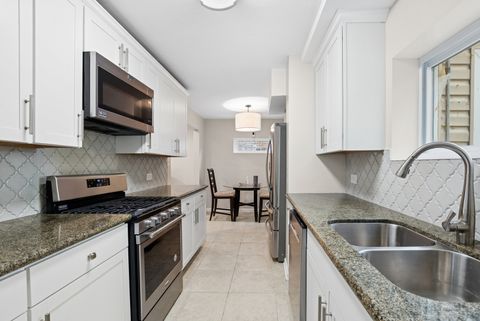 Tiny photo for 9127 S Essex Avenue, Chicago, IL 60617 (MLS # 12543652)