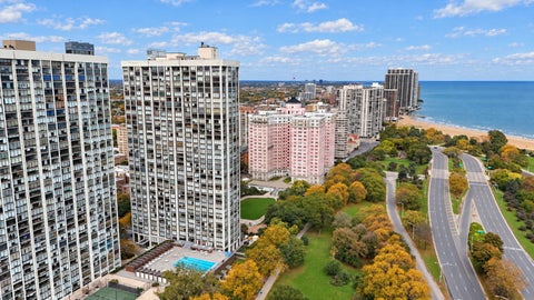Tiny photo for 5455 N SHERIDAN Road #3815, Chicago, IL 60640 (MLS # 12783934)