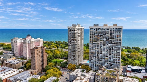 Tiny photo for 5455 N SHERIDAN Road #3815, Chicago, IL 60640 (MLS # 12783934)