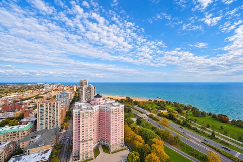 Tiny photo for 5455 N SHERIDAN Road #3815, Chicago, IL 60640 (MLS # 12783934)