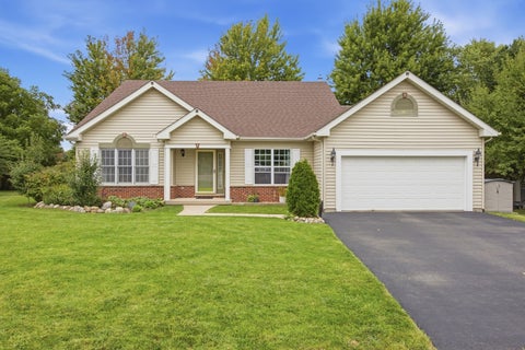 Photo of 1266 Amber Court, Woodstock, IL 60098 (MLS # 12763929)