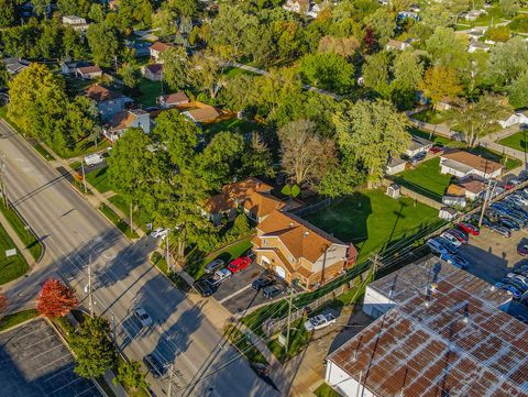 Tiny photo for 921 N Grace Street, Lombard, IL 60148 (MLS # 12622834)