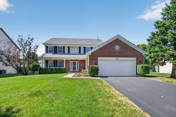 215 EDGEWOOD DR, MINOOKA, IL 60447 - Image 2fc8cc45459eef2b561c0593e19c843b/1988752771