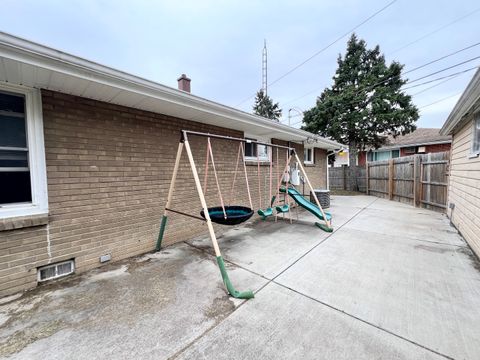 Tiny photo for 1717 Greenview Avenue, Kankakee, IL 60901 (MLS # 12497446)