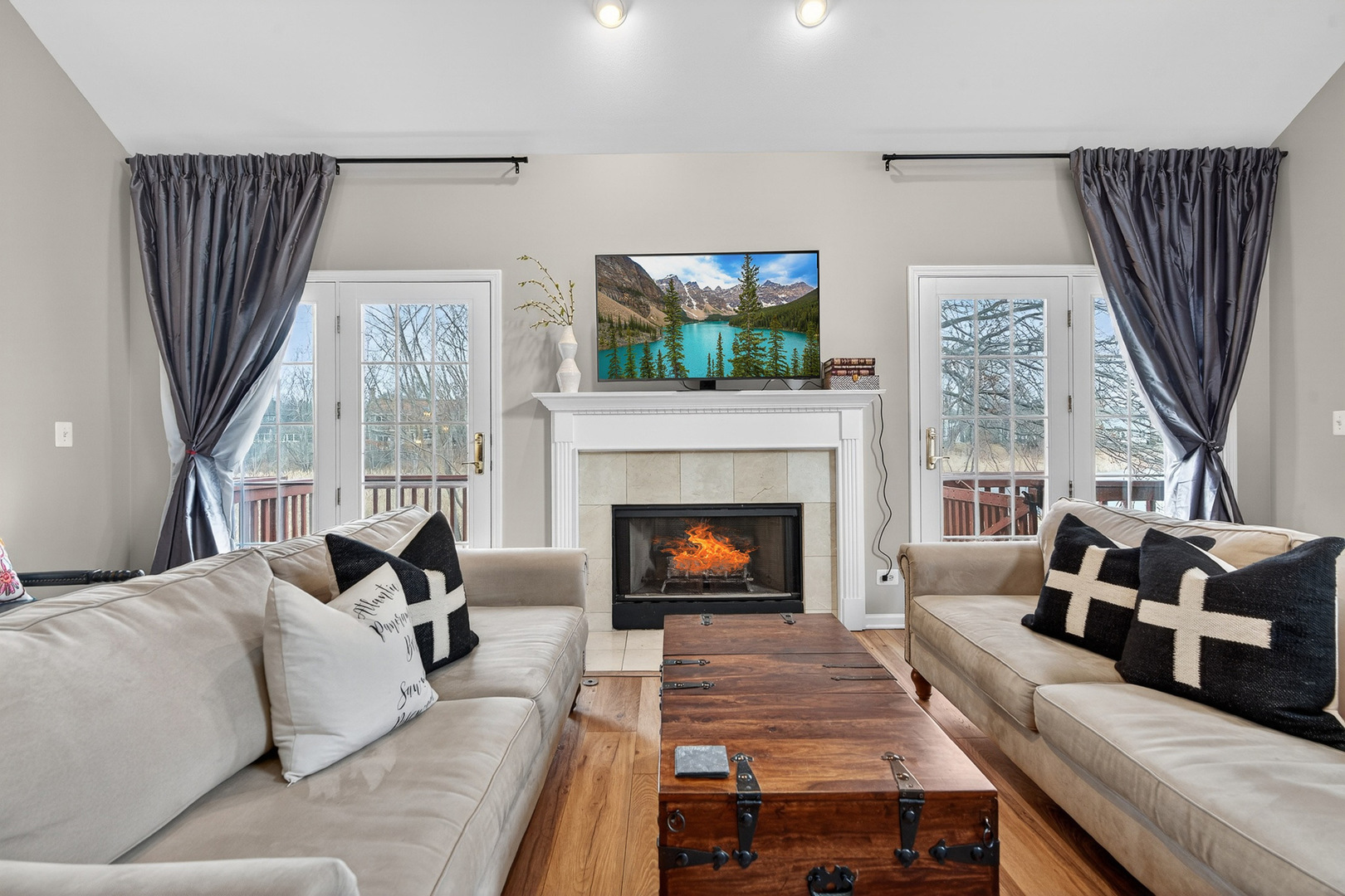 1650 W Ethans Glen Drive