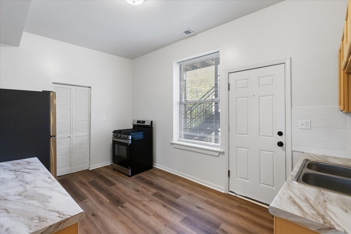 3604 W 15th Street 2W