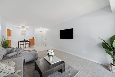 Tiny photo for 1621 N Windsor Drive #215, Arlington Heights, IL 60004 (MLS # 12695555)