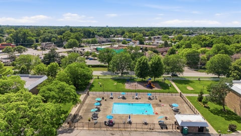 Tiny photo for 1621 N Windsor Drive #215, Arlington Heights, IL 60004 (MLS # 12695555)