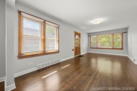 Tiny photo for 727 S Oakland Avenue, Villa Park, IL 60181 (MLS # 12489886)