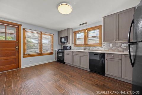 Tiny photo for 727 S Oakland Avenue, Villa Park, IL 60181 (MLS # 12489886)