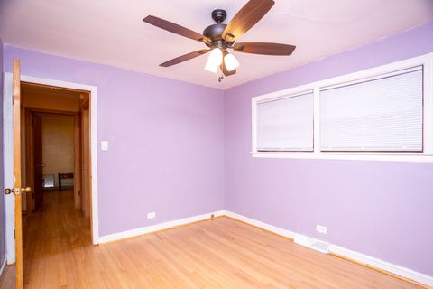 Tiny photo for 7408 S Campbell Avenue, Chicago, IL 60629 (MLS # 12494886)