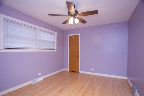 Tiny photo for 7408 S Campbell Avenue, Chicago, IL 60629 (MLS # 12494886)