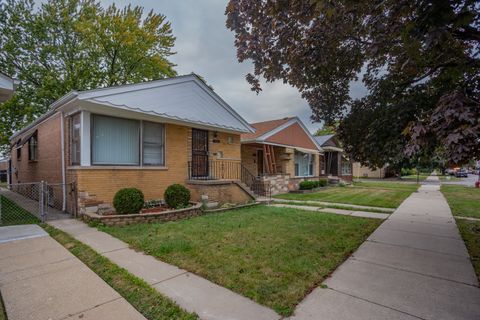 Tiny photo for 7408 S Campbell Avenue, Chicago, IL 60629 (MLS # 12494886)