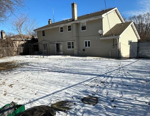 A home in Mount Prospect