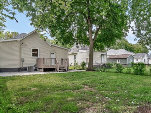 Tiny photo for 721 W South Street, Pontiac, IL 61764 (MLS # 12433929)