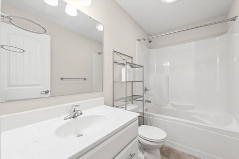 Tiny photo for 2406 Fairfield Drive, Urbana, IL 61802 (MLS # 12517989)