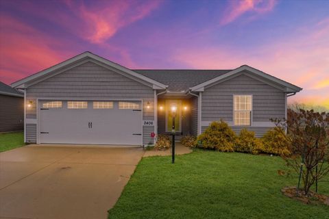 Photo of 2406 Fairfield Drive, Urbana, IL 61802 (MLS # 12517989)