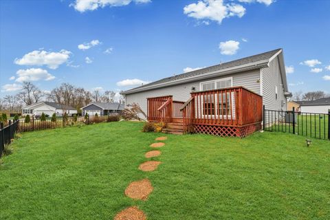 Tiny photo for 2406 Fairfield Drive, Urbana, IL 61802 (MLS # 12517989)