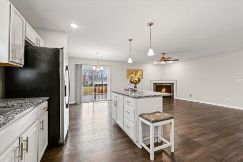 Tiny photo for 2406 Fairfield Drive, Urbana, IL 61802 (MLS # 12517989)