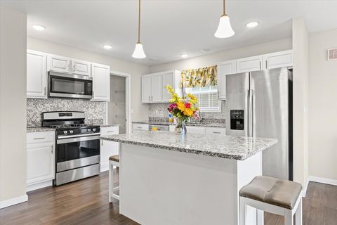 Tiny photo for 2406 Fairfield Drive, Urbana, IL 61802 (MLS # 12517989)