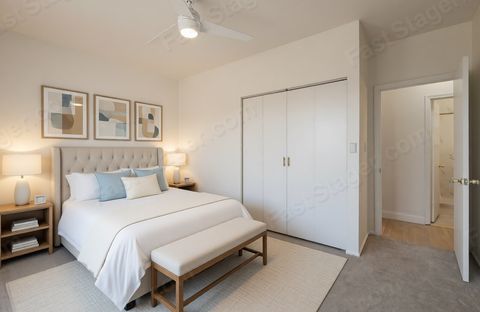 Tiny photo for 543 E 60TH Street #4, Chicago, IL 60637 (MLS # 12596326)