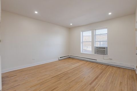 Tiny photo for 543 E 60TH Street #4, Chicago, IL 60637 (MLS # 12596326)