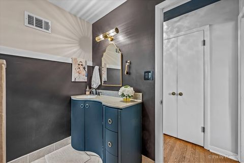 Tiny photo for 369 Vincent Place, Elgin, IL 60123 (MLS # 12522123)