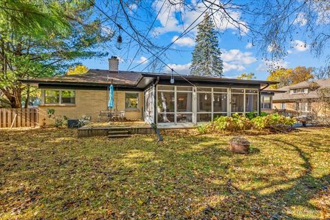 Tiny photo for 369 Vincent Place, Elgin, IL 60123 (MLS # 12522123)