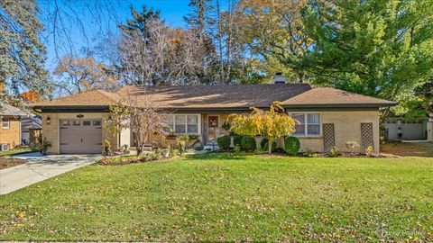 Photo of 369 Vincent Place, Elgin, IL 60123 (MLS # 12522123)