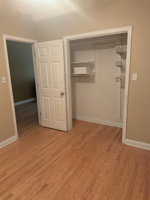 Tiny photo for 435 E 42nd Street #1, Chicago, IL 60653 (MLS # 12552430)