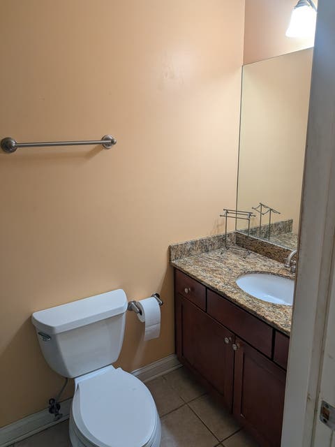 Tiny photo for 435 E 42nd Street #1, Chicago, IL 60653 (MLS # 12552430)