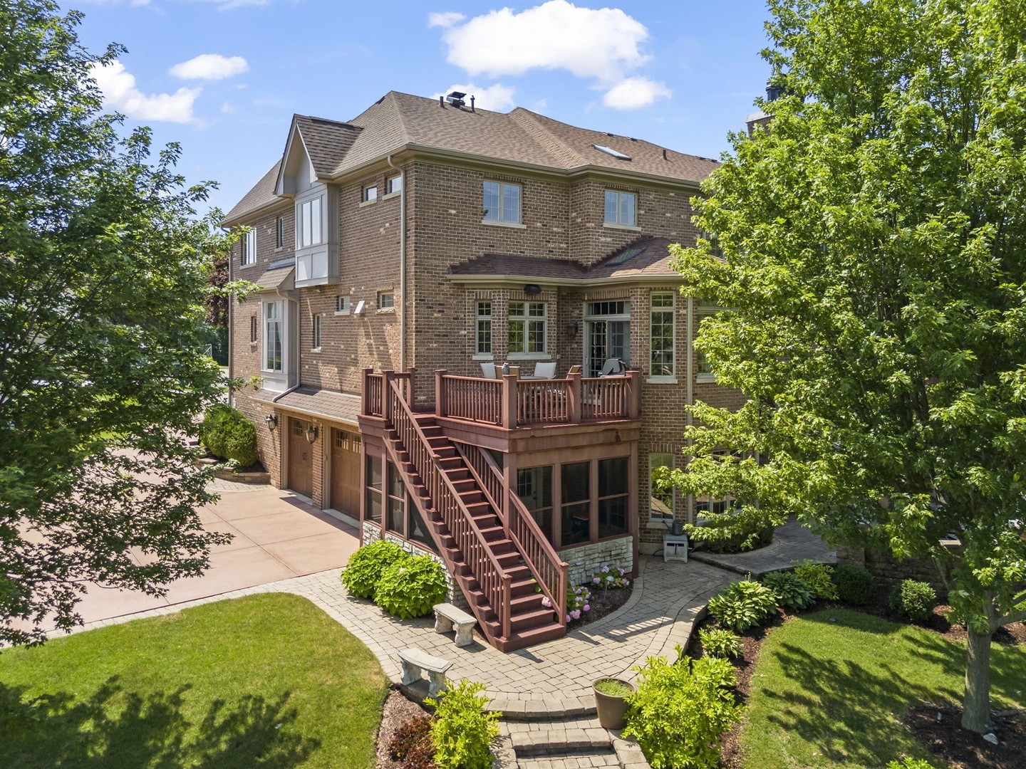 1227 Arnold Court