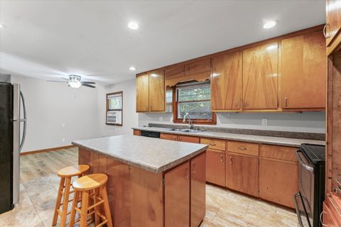 Tiny photo for 1507 W Columbia Avenue, Champaign, IL 61821 (MLS # 12463430)