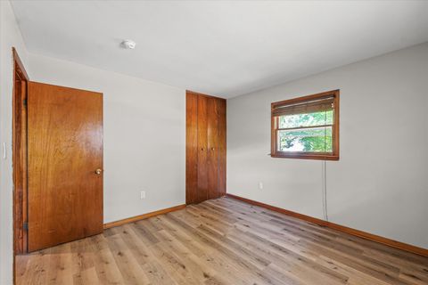 Tiny photo for 1507 W Columbia Avenue, Champaign, IL 61821 (MLS # 12463430)