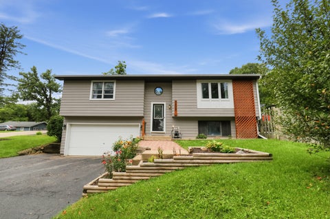Photo of 3203 Thompson Road, Wonder Lake, IL 60097 (MLS # 12764714)
