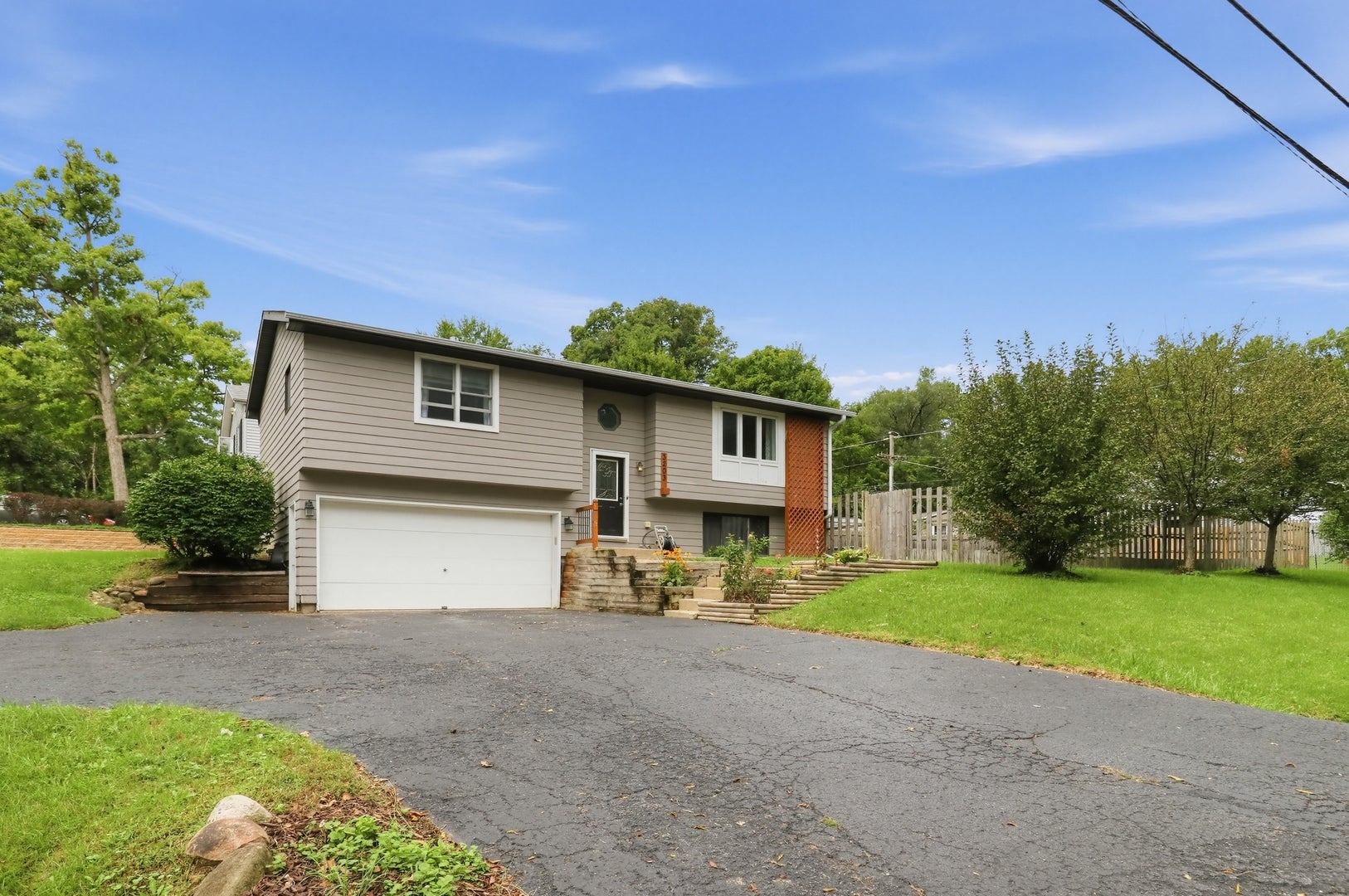 3203 Thompson Road