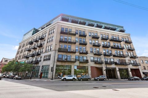 1645 W Ogden Avenue 629 Chicago IL 60612